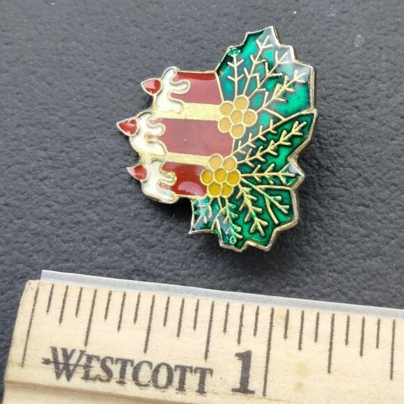 Christmas Candle Pin Brooch Advent Holly Vintage Holiday Jewelry Metal Enamel - Picture 2 of 4